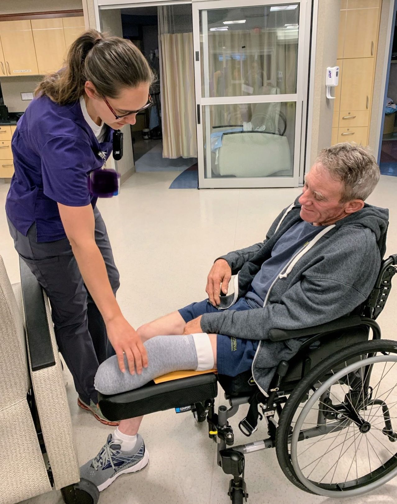 Farmer amputates his leg